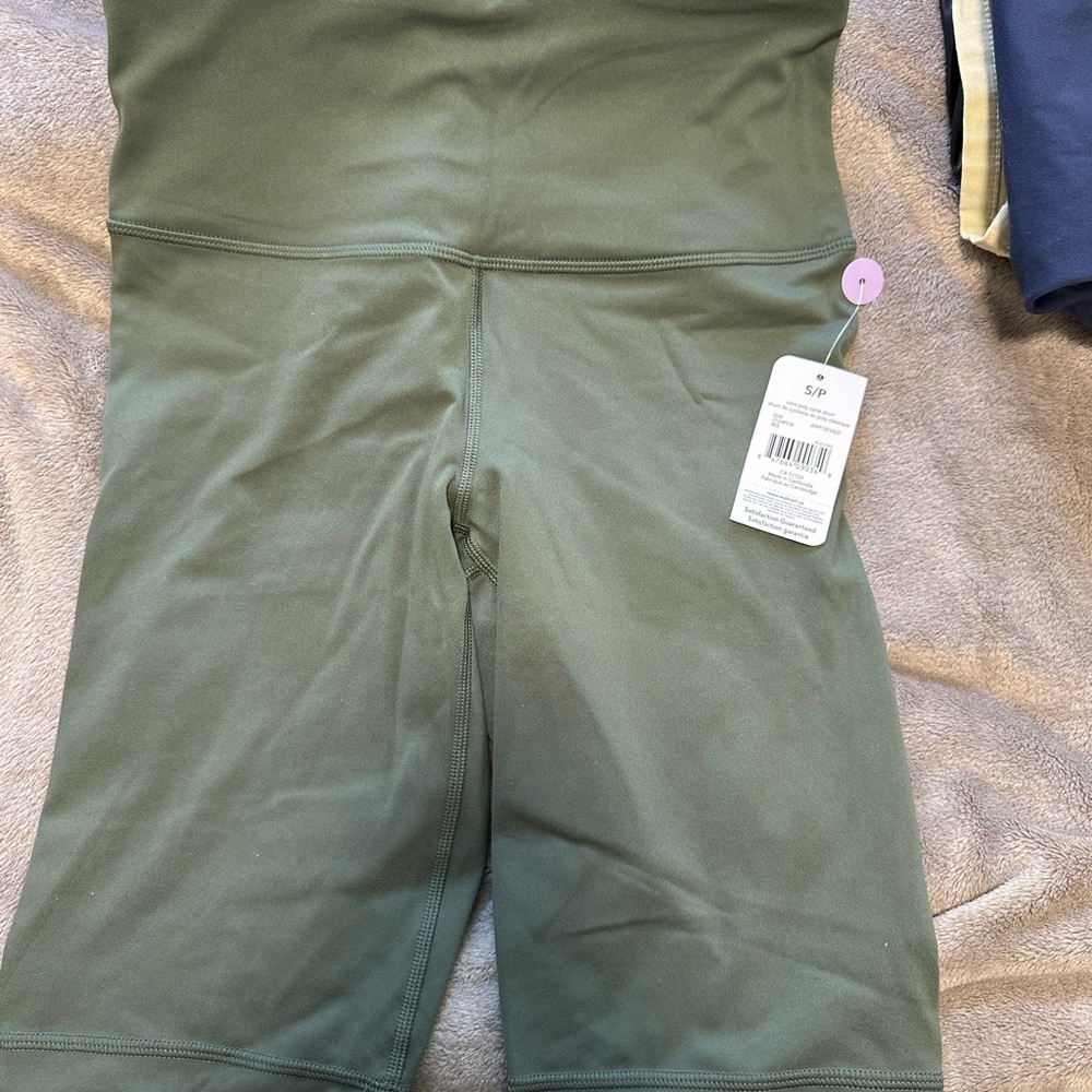 Shorts - Picture 5 of 11
